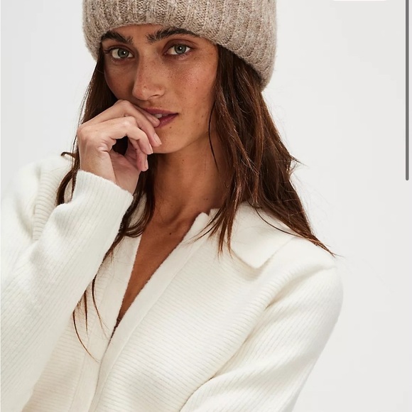 Ser.O.Ya Knit Clara Mini Dress - Picture 6 of 6